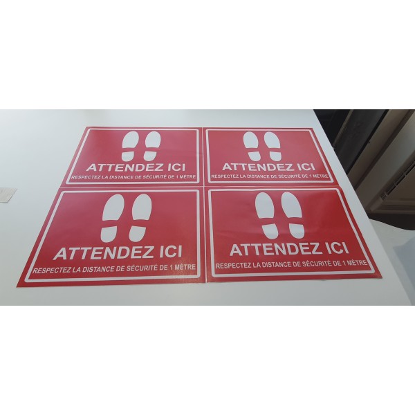ATTENDEZ ICI ATTENDEZ ICI